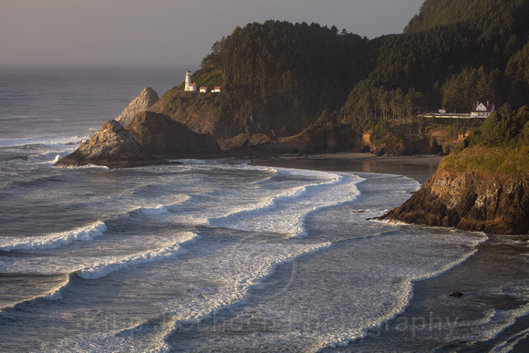 Heceta Head Lighthouse and Keeper's House at Sunset
